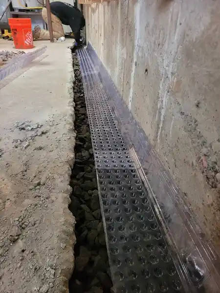 Crawlspace drainage